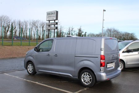 2022 Vauxhall Vivaro - photo 2