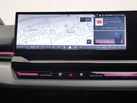 2024 BMW 5-Series - photo 8