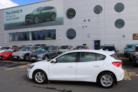2020 Ford Focus - photo 2