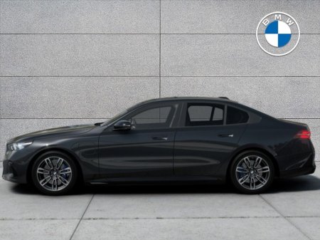 2026 BMW 5-Series - photo 2