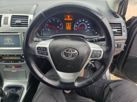 2015 Toyota Avensis - photo 9