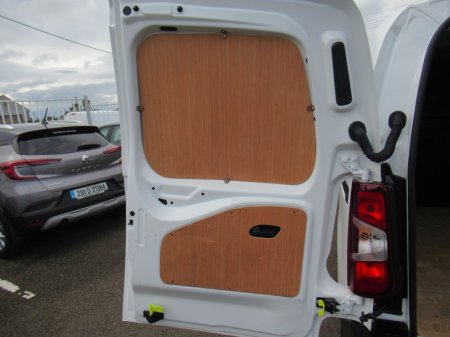 2022 Peugeot Partner - photo 11