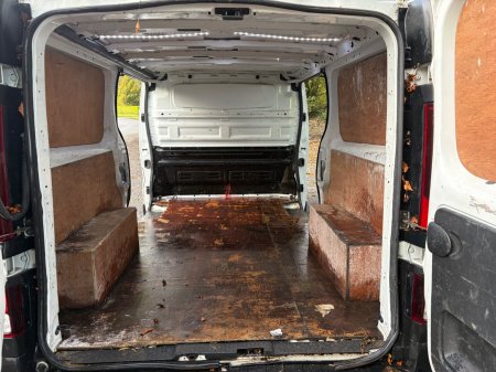 2019 Nissan NV300 - photo 16