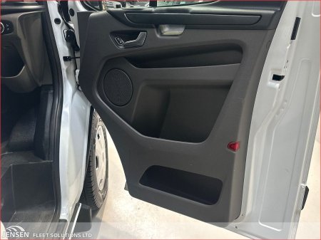 2022 Ford Transit Custom - photo 15