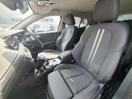2023 BMW 1-Series - photo 7