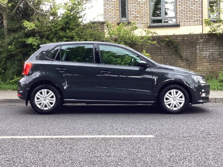 2017 Volkswagen Polo - photo 2
