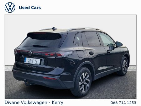 2025 Volkswagen Tiguan - photo 14