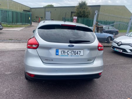 2017 Ford Focus - photo 4