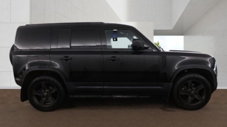 2023 Land Rover Defender - photo 2