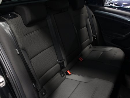 2019 Volkswagen Golf - photo 29