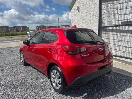 2017 Mazda Demio - photo 4