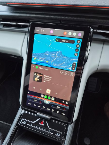 2025 Ford Explorer - photo 27