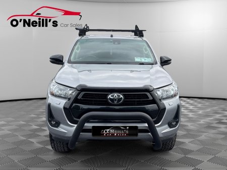 2021 Toyota Hilux - photo 2