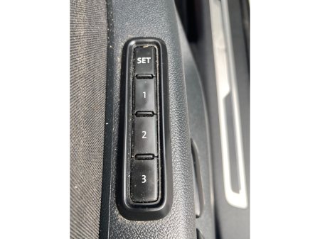 2021 Volkswagen Tiguan - photo 24
