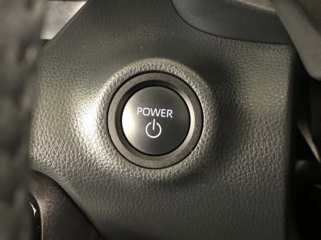 2024 Toyota Yaris - photo 11