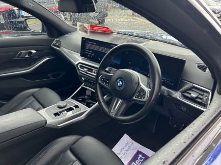 2023 BMW 3-Series - photo 26