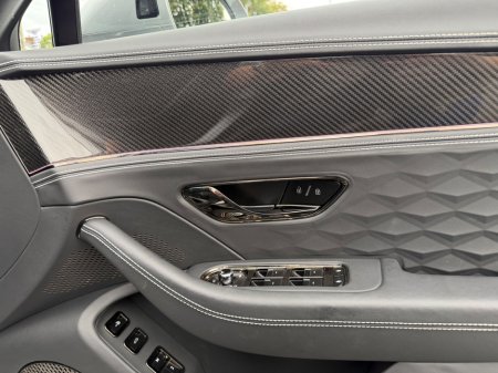 2025 Bentley Flying Spur - photo 30
