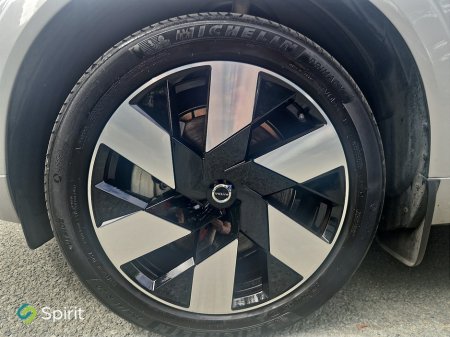 2025 Volvo XC60 - photo 9