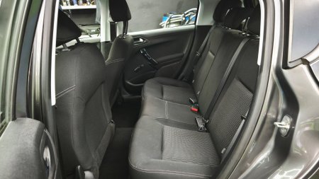 2019 Peugeot 208 - photo 16