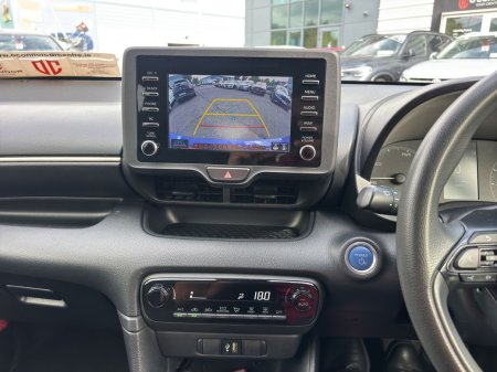 2022 Toyota Yaris - photo 9