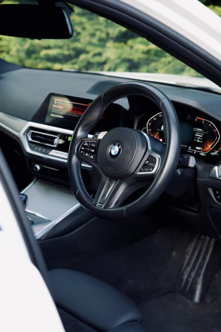 2021 BMW 3-Series - photo 11