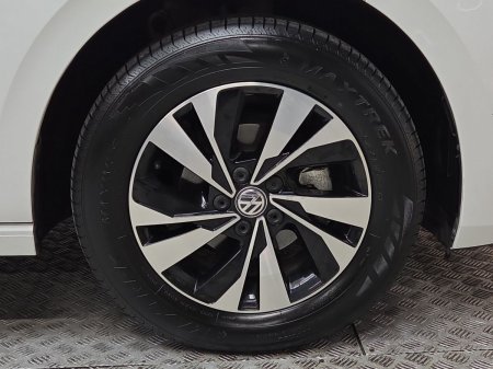 2019 Volkswagen Polo - photo 15