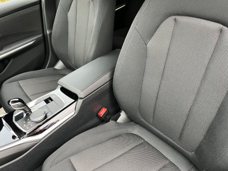 2022 BMW 3-Series - photo 29