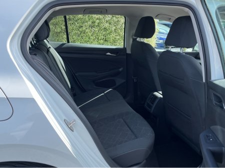 2020 Volkswagen Golf - photo 9