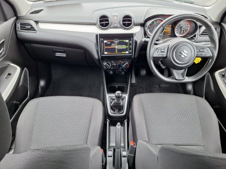 2024 Suzuki Swift - photo 20