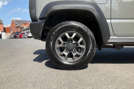 2025 Suzuki Jimny - photo 8