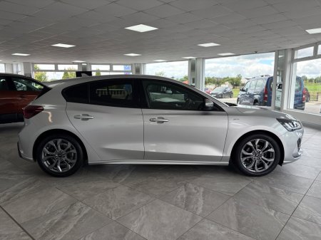 2024 Ford Focus - photo 5