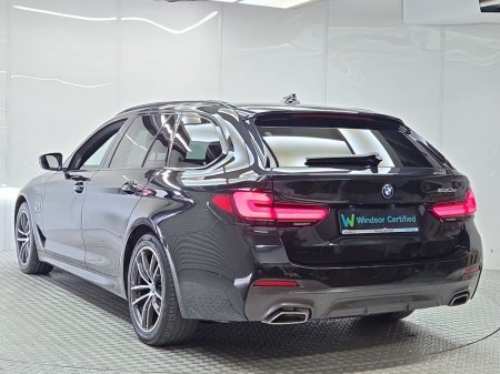 2023 BMW 5-Series - photo 14