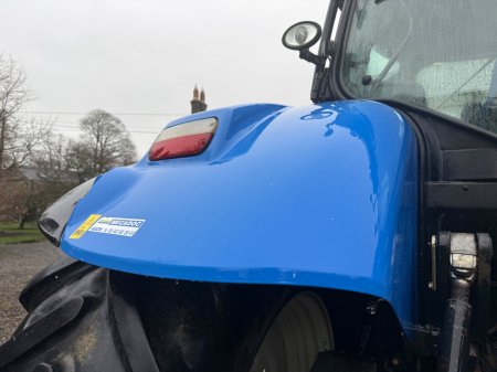 2011 New Holland T7040 - photo 10