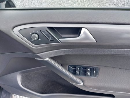 2020 Volkswagen Golf - photo 21