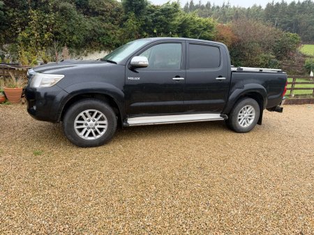 2015 Toyota Hilux - photo 2