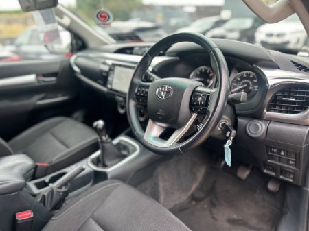 2023 Toyota Hilux - photo 7