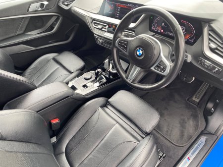 2023 BMW 1-Series - photo 11