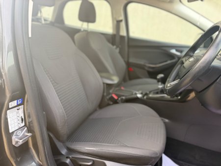 2018 Ford Focus - photo 7
