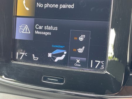 2023 Volvo XC40 - photo 12