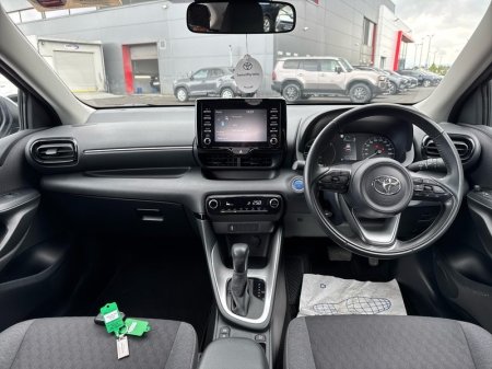 2023 Toyota Yaris - photo 8