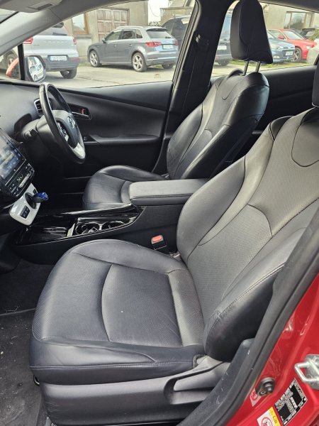 2017 Toyota Prius - photo 17
