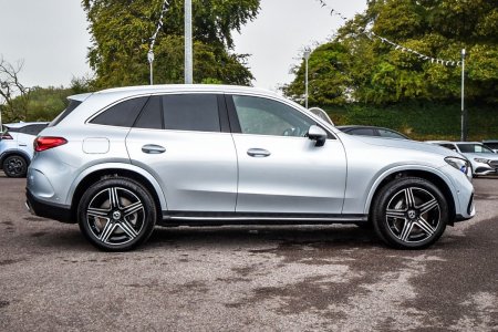 2026 Mercedes-Benz GLC - photo 3