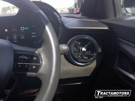 2025 Alfa Romeo Junior - photo 21