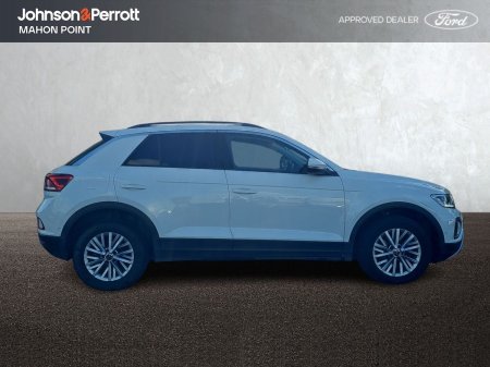 2023 Volkswagen T-Roc - photo 12