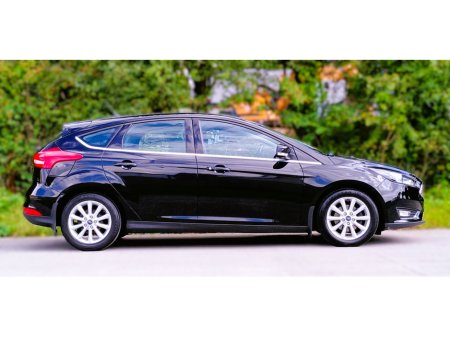 2018 Ford Focus - photo 2