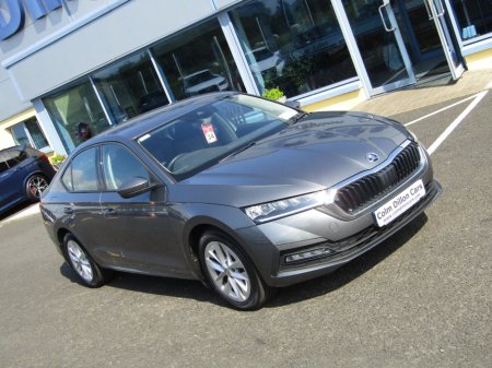 2024 Skoda Octavia - photo 2