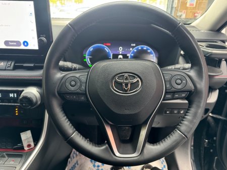2024 Toyota RAV4 - photo 9