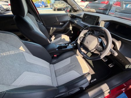 2021 Peugeot 208 - photo 16