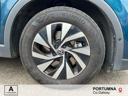 2025 Volkswagen Tiguan - photo 8