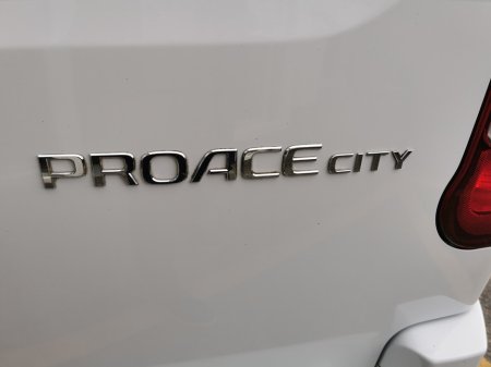 2022 Toyota Proace City - photo 6